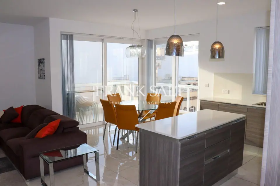 Gzira, Furnished Apartment