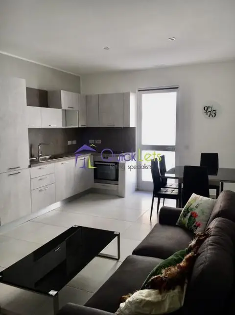 2 bedroom Apartment to rent in Sliema