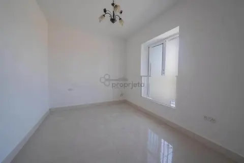 3 Bedroom Maisonette For Sale in Safi