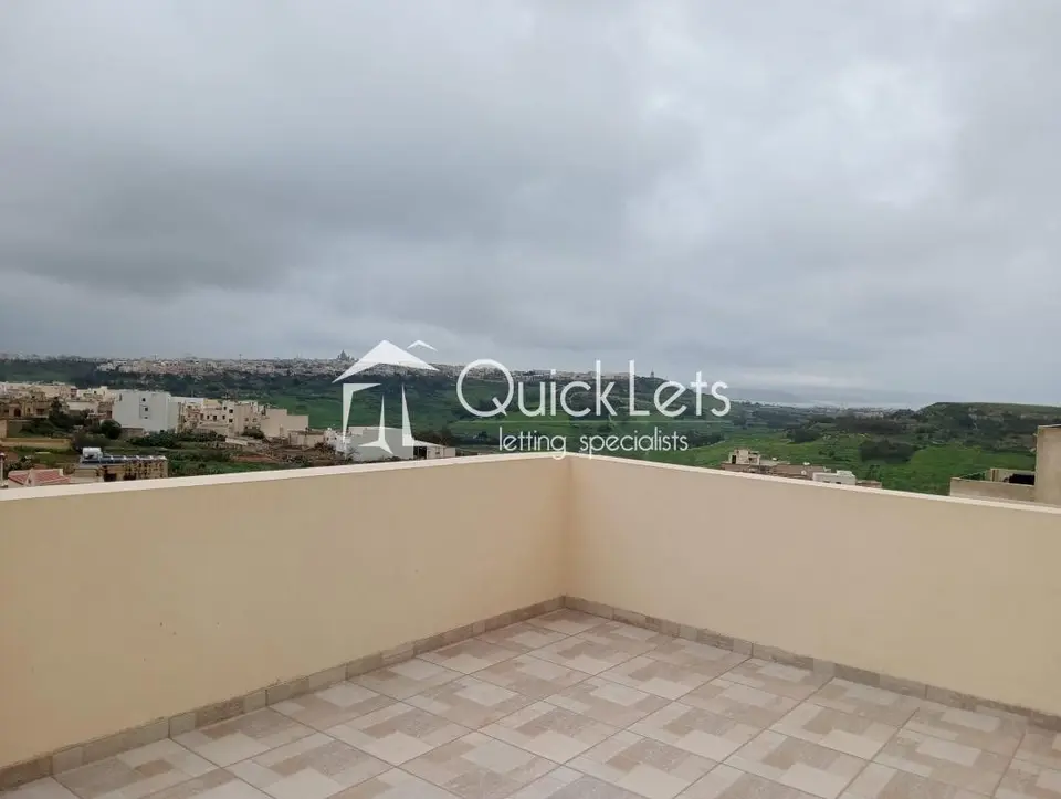 2 bedroom Penthouse to rent in Gozo - Xaghra