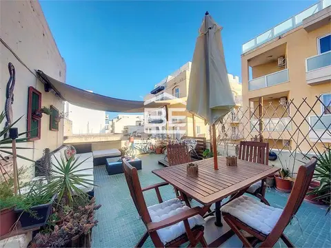 4 bedroom Townhouse to rent in Gzira