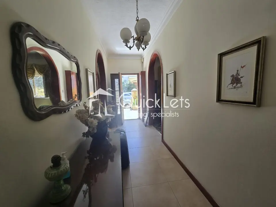 5 bedroom Townhouse to rent in Balzan