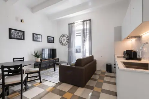 1 Bedroom Studio To Rent in Valletta