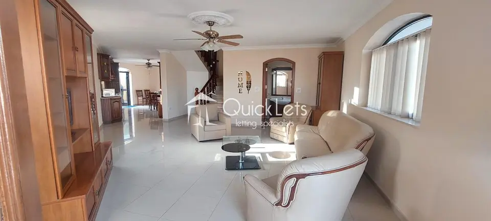 4 bedroom Semi Detached Villa to rent in Naxxar