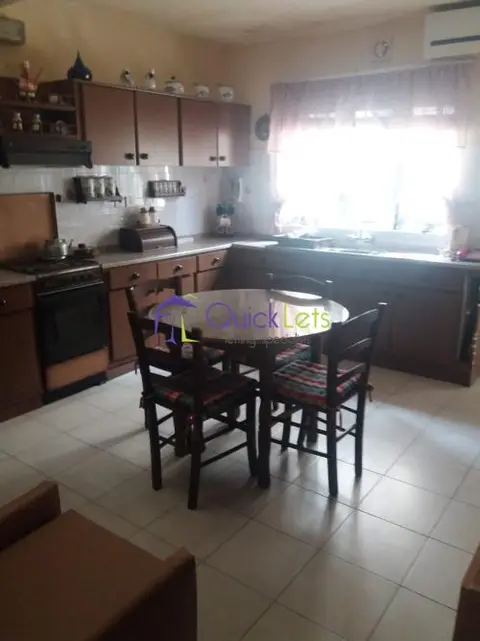 2 bedroom Maisonette to rent in Gzira