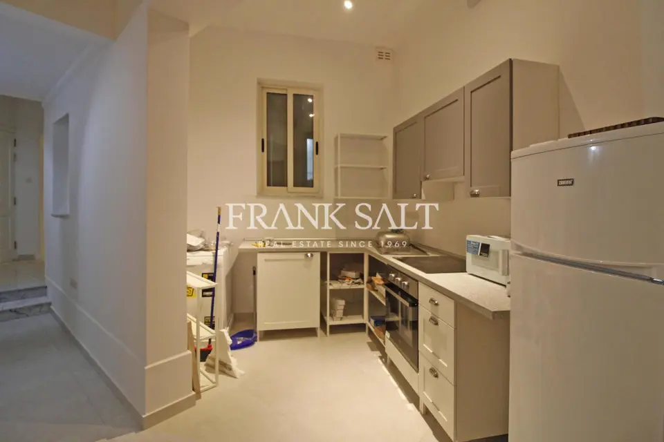Sliema, Furnished GF Maisonette