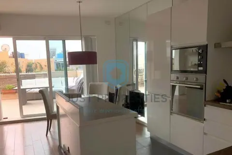 1 Bedroom Penthouse For Sale in Naxxar