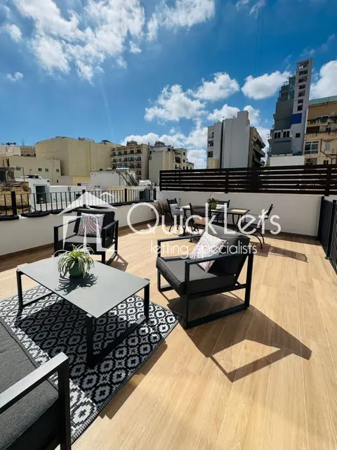 2 bedroom Apartment to rent in Sliema