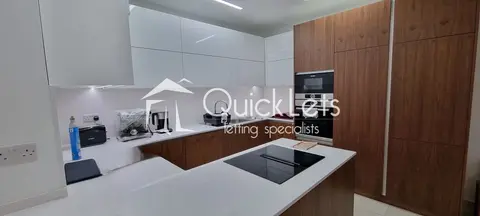 3 bedroom Maisonette to rent in Mosta