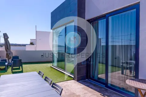 3 Bedroom Villa For Sale in Qawra