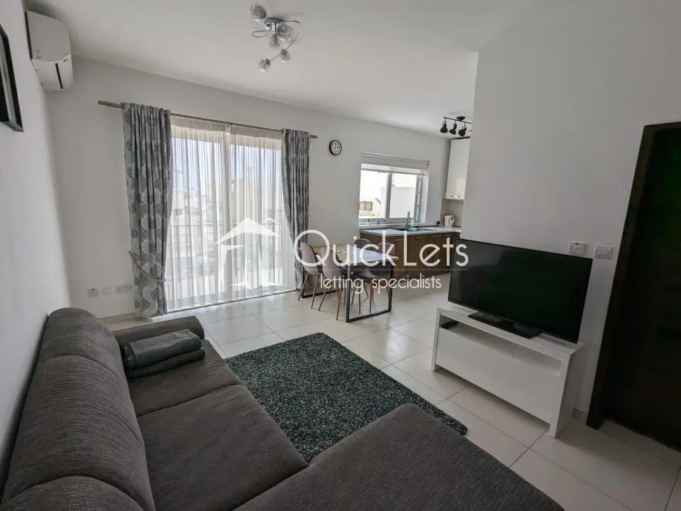2 bedroom Penthouse to rent in Sliema