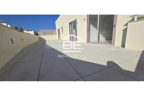 3 Bedroom Penthouse For Sale in Mtarfa