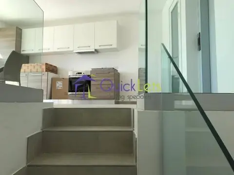 2 bedroom Penthouse to rent in Kalkara