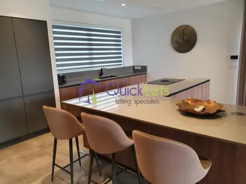 3 bedroom Semi Detached Villa  to rent in Swieqi