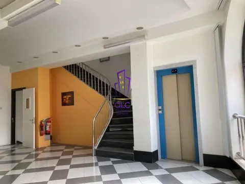 Office to rent in Qormi