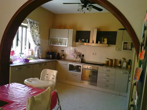 3 bedroom Maisonette to rent in Mosta