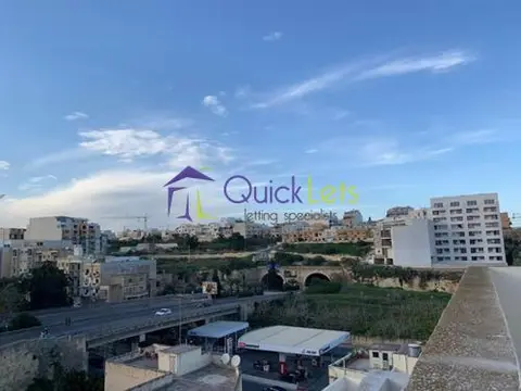 3 bedroom Penthouse to rent in St. Julians