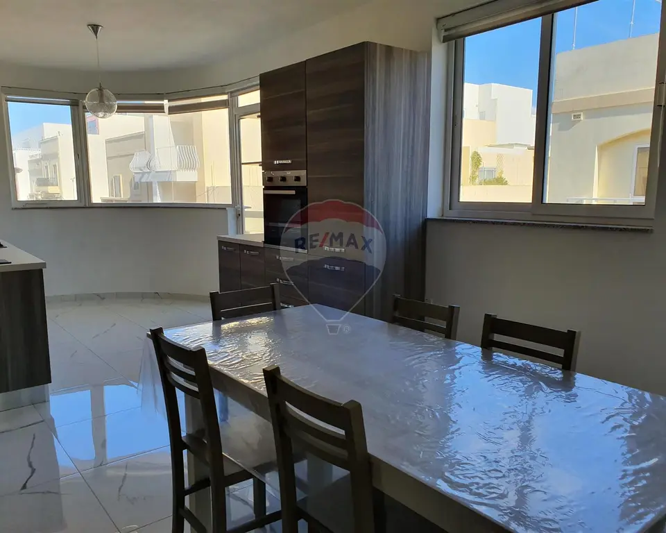 3 bedroom Apartment to rent in Mosta