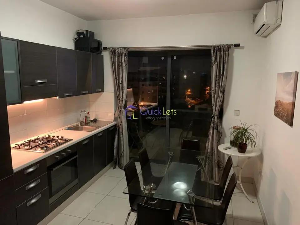 2 bedroom Apartment to rent in Gzira