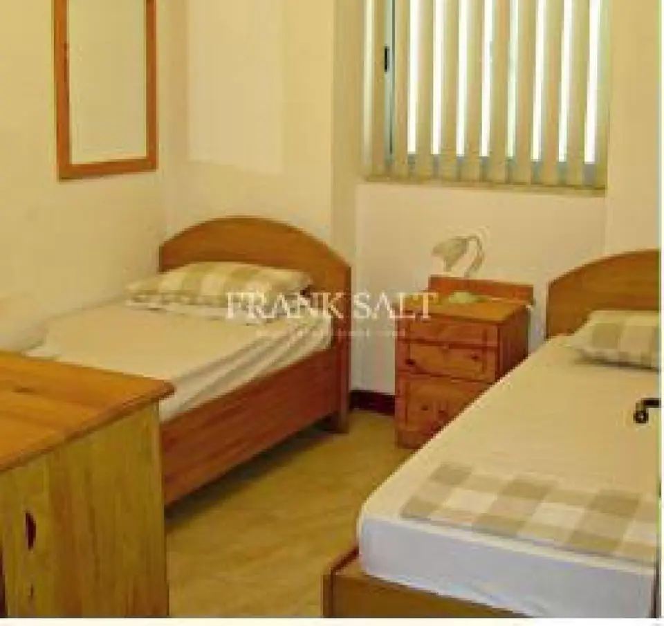 Qawra, Furnished Maisonette