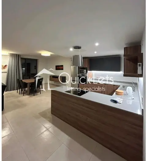 2 bedroom Maisonette to rent in Swieqi