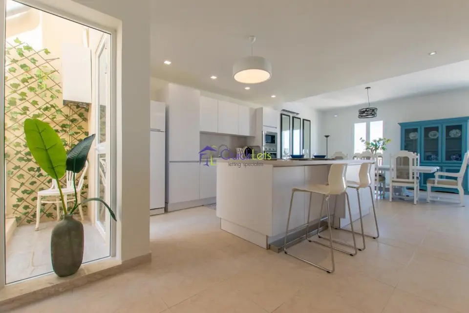 3 bedroom Apartment to rent in Sliema