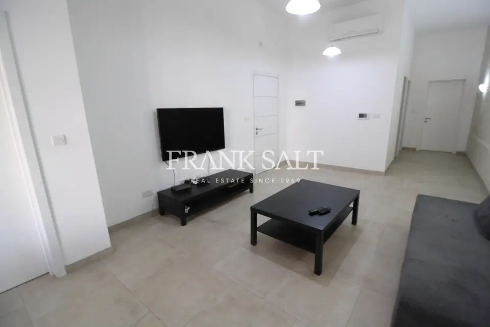 Gzira, Apartment