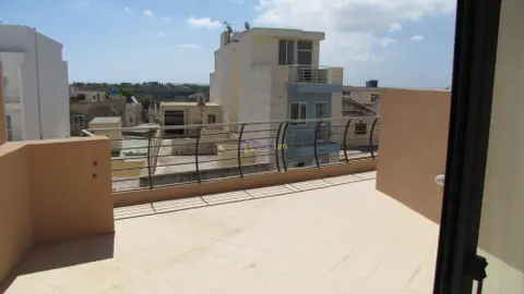 3 bedroom Apartment to rent in Gharghur