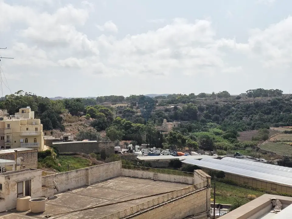 2 bedroom Maisonette for sale in Zebbug