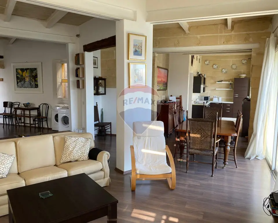 1 bedroom Apartment to rent in St Julian's