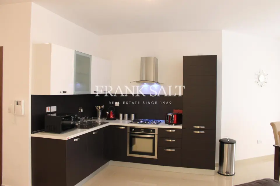 Swieqi, Furnished Penthouse