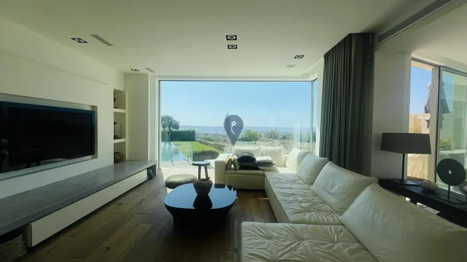 5 bedroom Detached Villa for sale in Gharghur