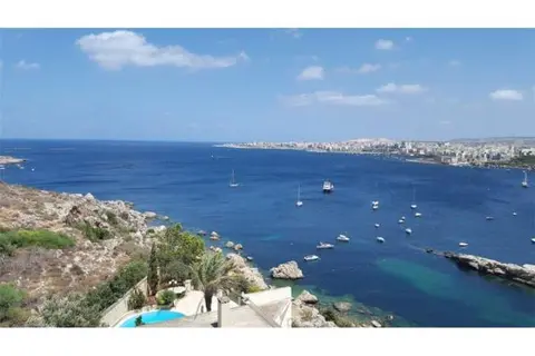 3 bedroom Penthouse to rent in Xemxija