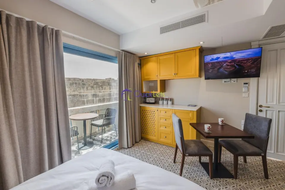 Studio Apartment to rent in Zebbug