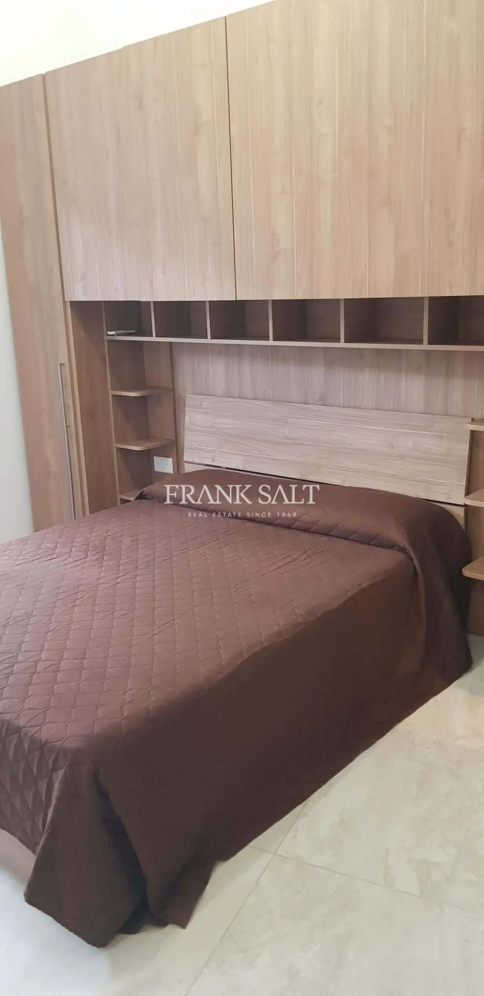 Santa Venera, Furnished Apartment