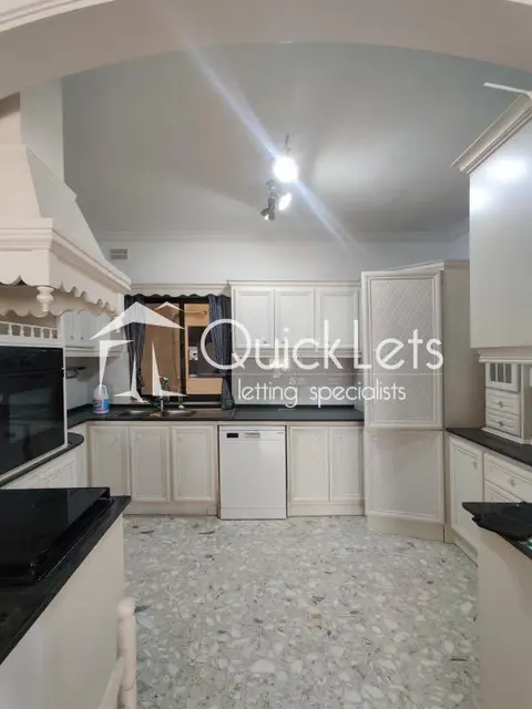 3 bedroom Apartment to rent in St. Julians