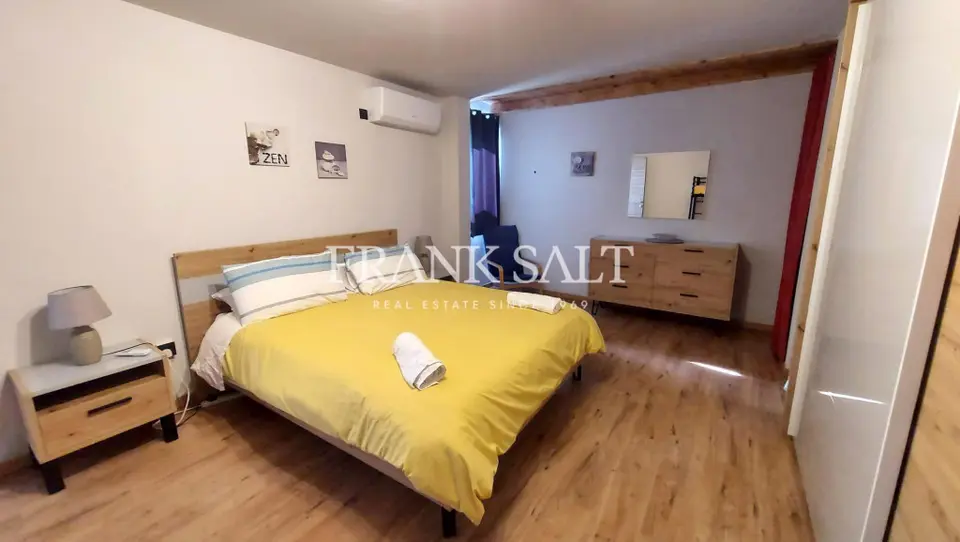 St Pauls Bay, Furnished duplex Penthouse