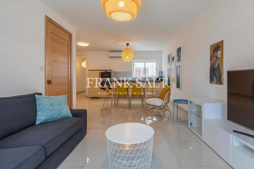 Gzira, Furnished Apartment