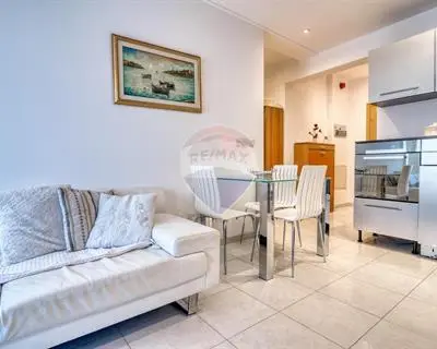 1 bedroom Apartment to rent in St Julian's