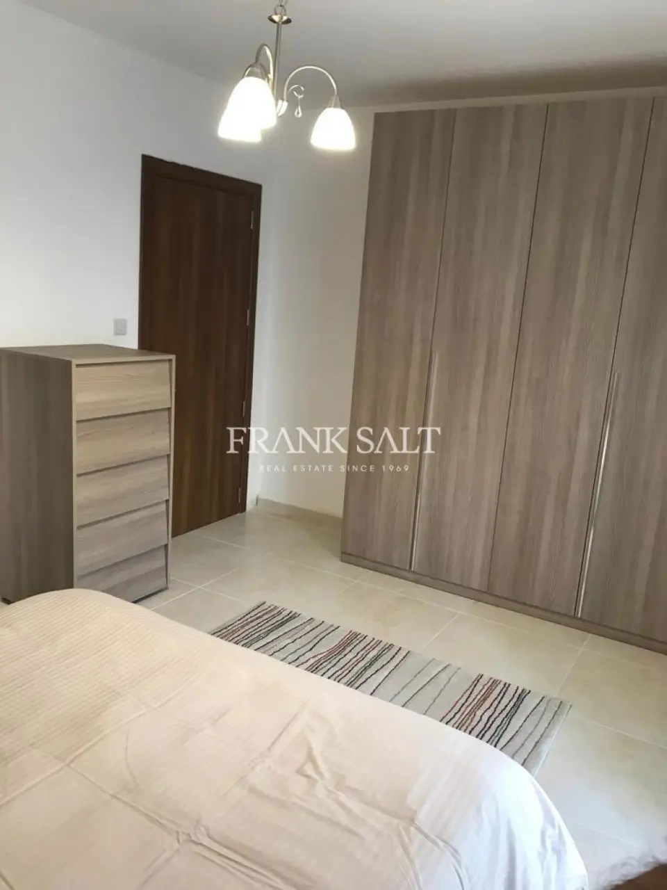 Santa Venera, Apartment
