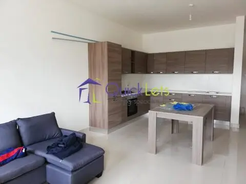 Penthouse 3 chambres à louer à Msida