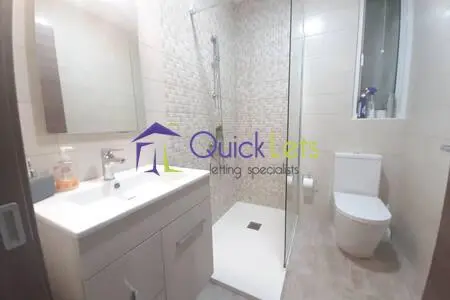 2 bedroom Apartment to rent in Bugibba