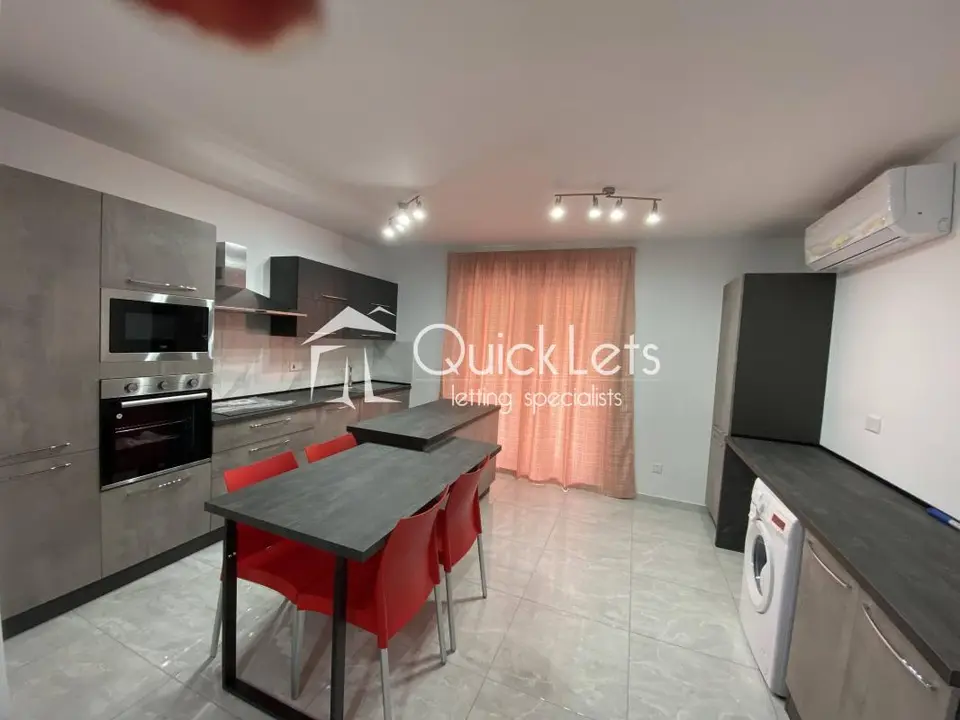 3 bedroom Apartment to rent in San Gwann