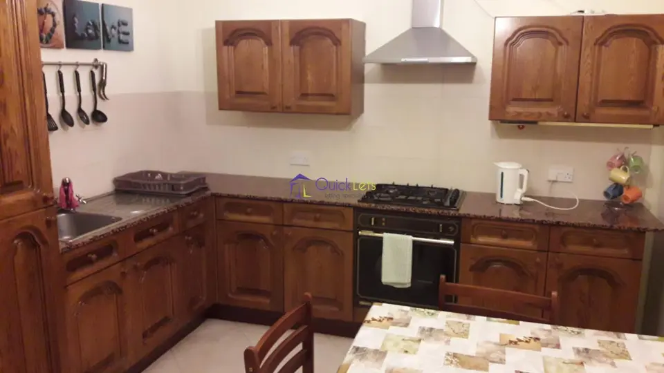 3 bedroom Maisonette to rent in Mosta