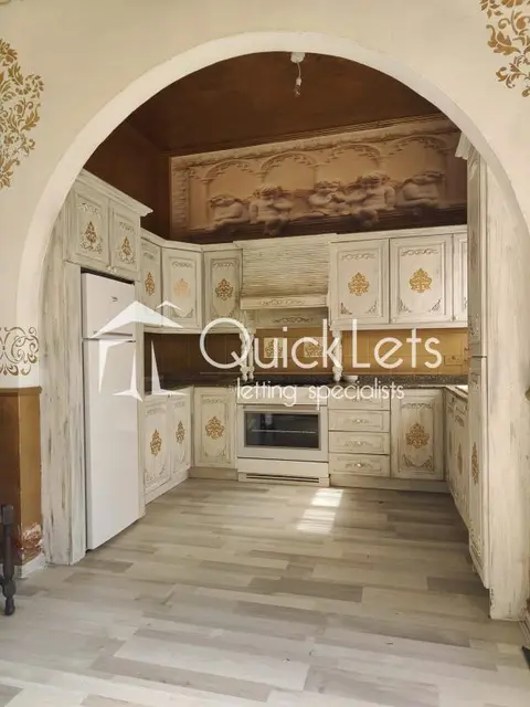 5 bedroom Terraced House to rent in Zebbug