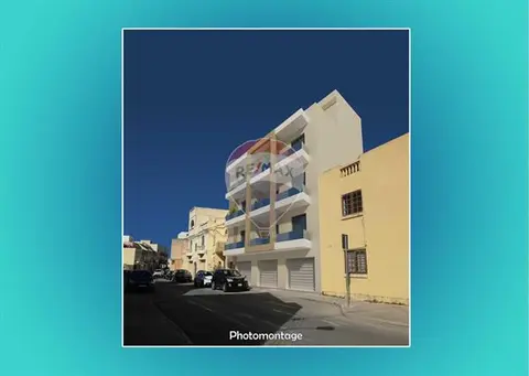 Garage (Residential) for sale in Iklin