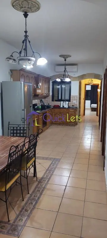 3 bedroom Maisonette to rent in Zebbug