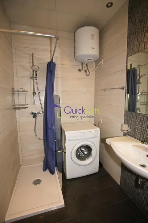 1 bedroom Penthouse to rent in Msida