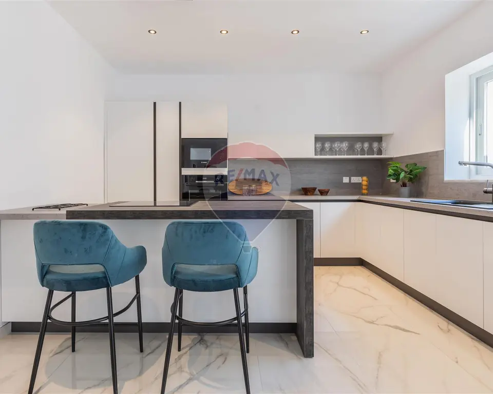 3 bedroom Apartment to rent in St Julian's