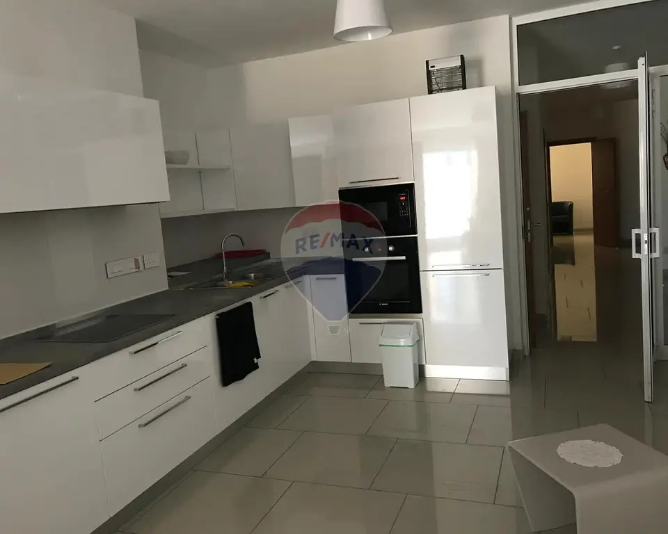 2 bedroom Apartment to rent in St Paul's Bay
